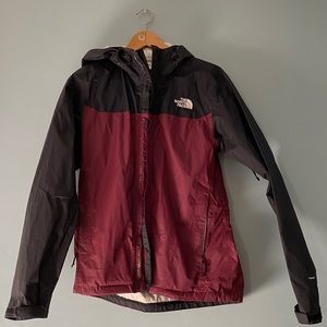 The North Face Wind Breaker/Rain Coat